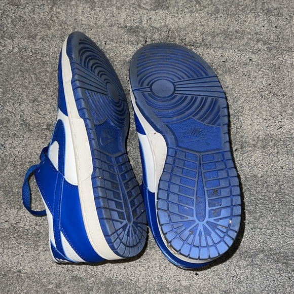 Nike Dunk Lows - Picture 2 of 3